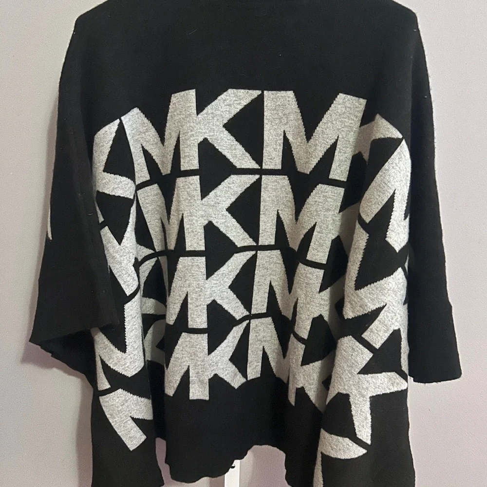 Michael Michael Kors logo-print roll-neck poncho